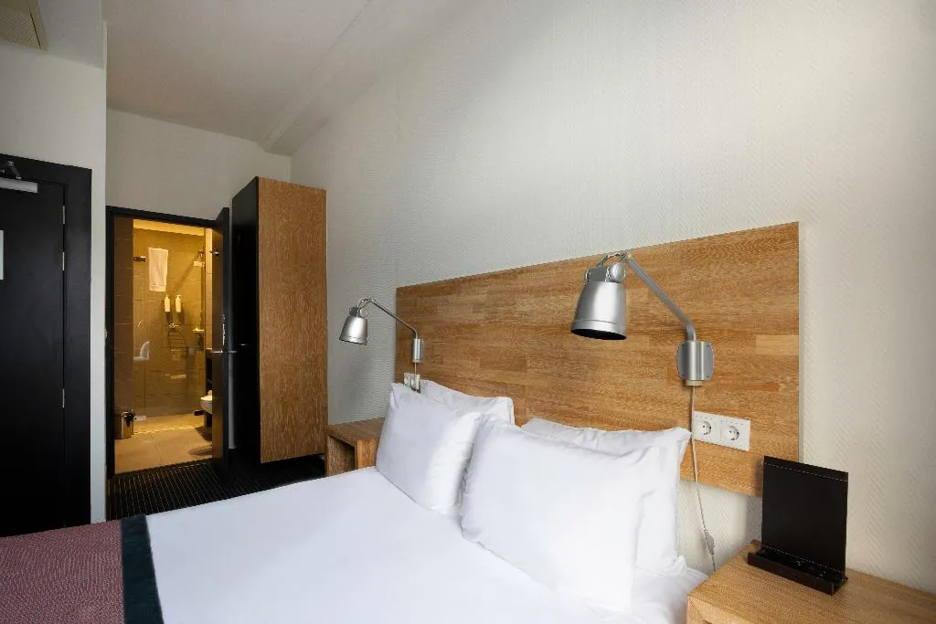 Double or Twin STANDARD Room, Catalonia Vondel Amsterdam, Amsterdam