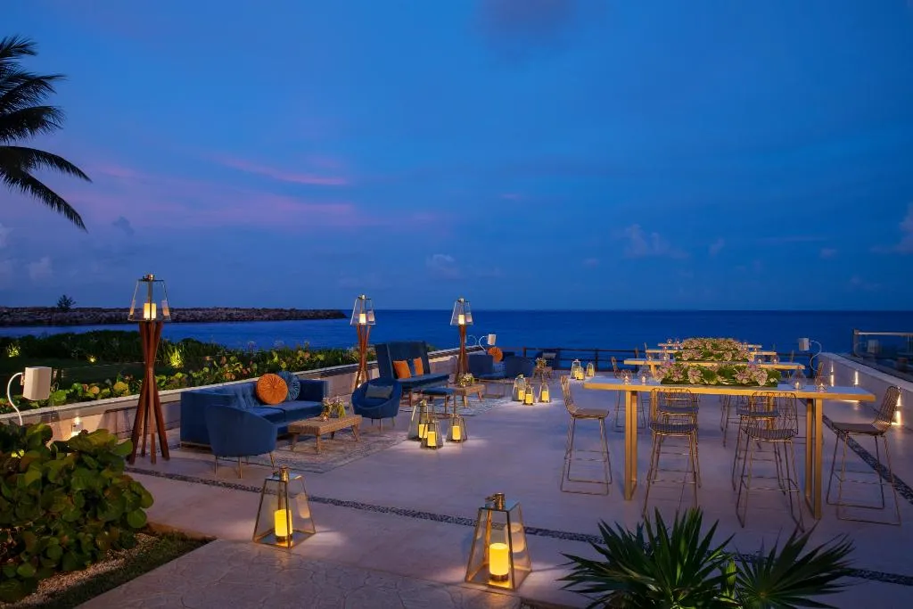 Terrace, Dreams Jade Resort & Spa - All Inclusive, Cancun Area