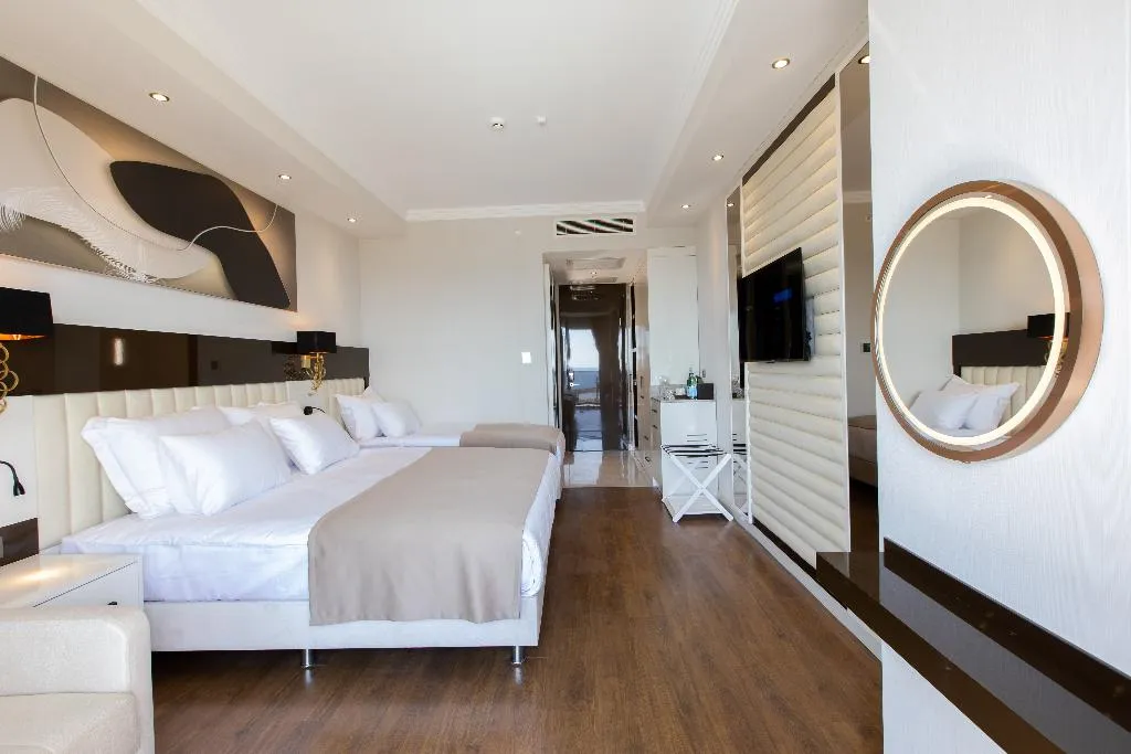DOUBLE DELUXE SEA VIEW Room, Serenity Queen Hotel, Antalya
