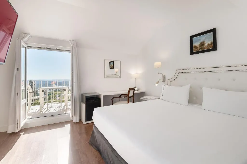 DOUBLE SINGLE USE WITH TERRACE Room, Dorma Victoria Palace, Madrid