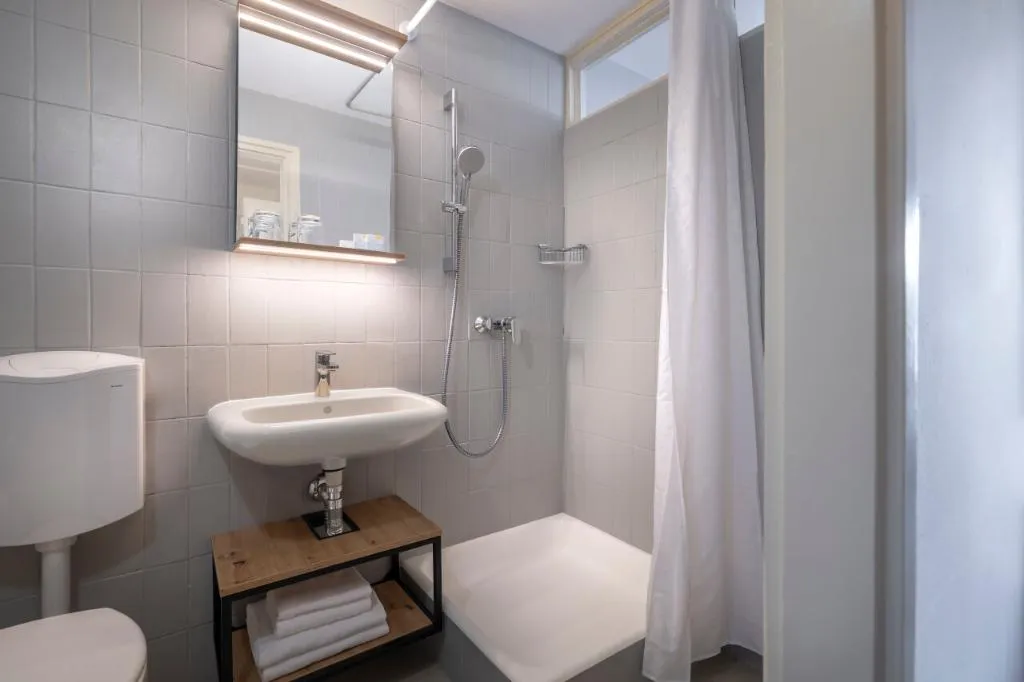 DOUBLE WITH BALCONY Room, Sunny Makarska by Valamar, Split
