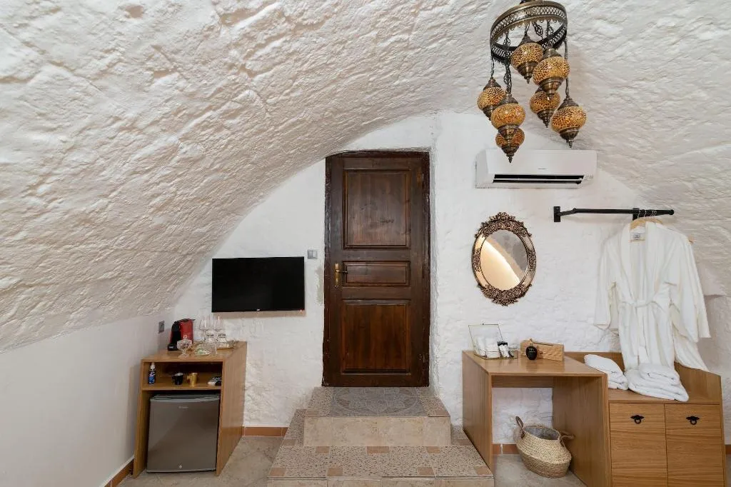 Room, April Medieval Hotel, Rhodes