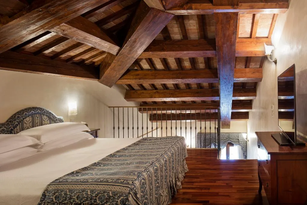 FAMILY ROOM STANDARD Room, Villa Michelangelo Vicenza - Starhotels Collezione, Venice