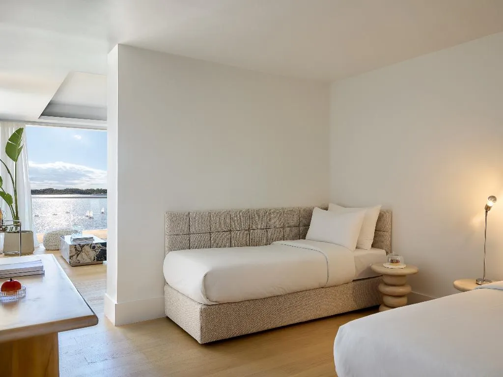 SUITE SEA VIEW Room, The Roc Club, A Hotel to Live, Athens