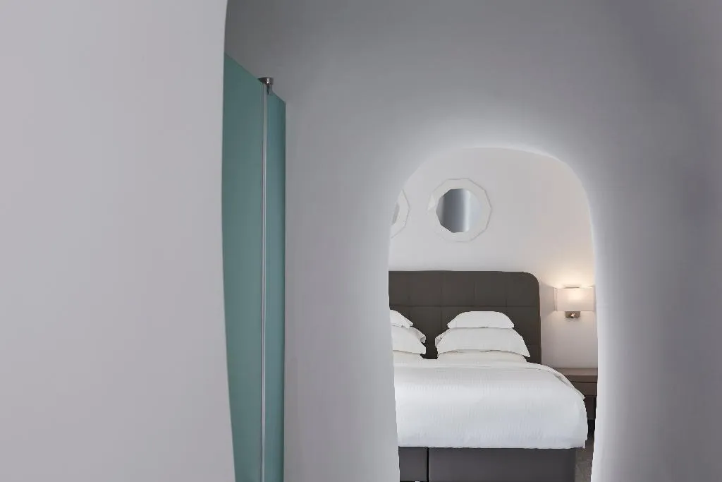 VILLA THREE BEDROOMS WITH PRIVATE POOL Room, Canaves Elefas Villas, Santorini