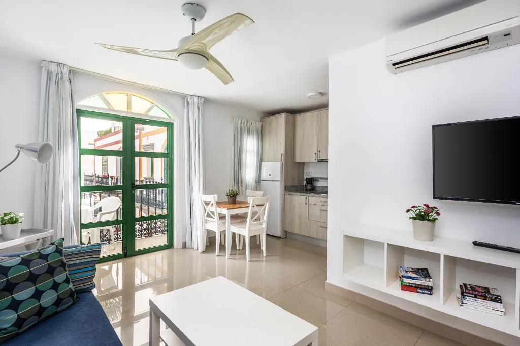 APARTMENT SUPERIOR WITH TERRACE Room, Billy’s Puerto de Mogán Apartments by LIVVO, Gran Canaria