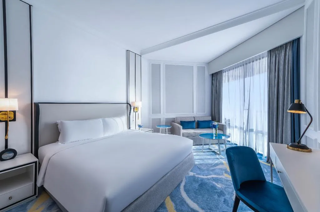 DOUBLE SUPERIOR WITH BALCONY Room, Sofitel Dubai Jumeirah Beach, Dubai