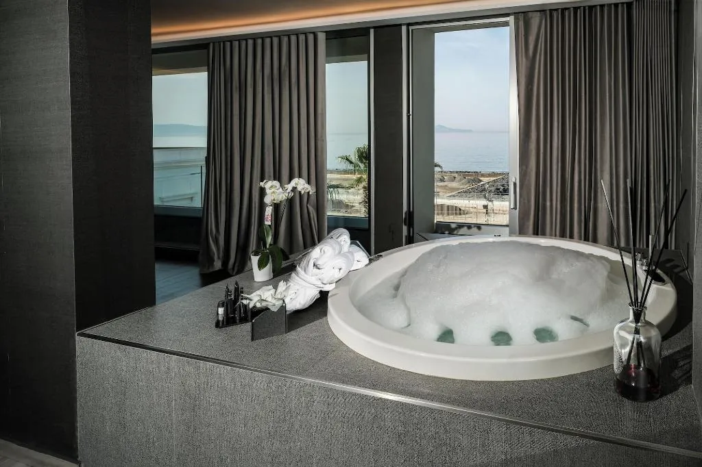 Room, Resort Tre Fontane, Naples