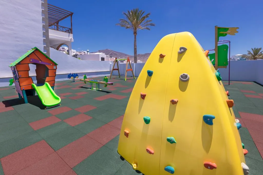 Sports and Entertainment, Hotel LIVVO Mirador Papagayo, Lanzarote