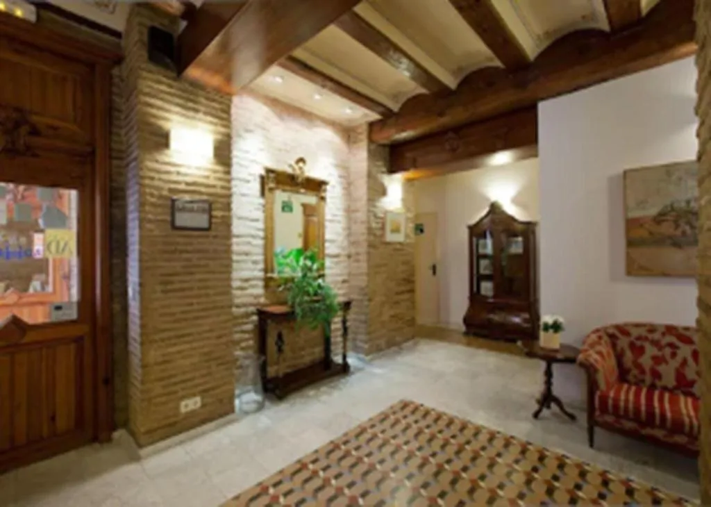Lobby, Ad Hoc Monumental, Valencia
