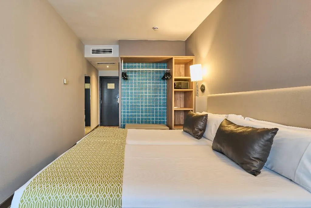 DOUBLE SINGLE USE STANDARD Room, Catalonia Gran Hotel Verdi, Barcelona