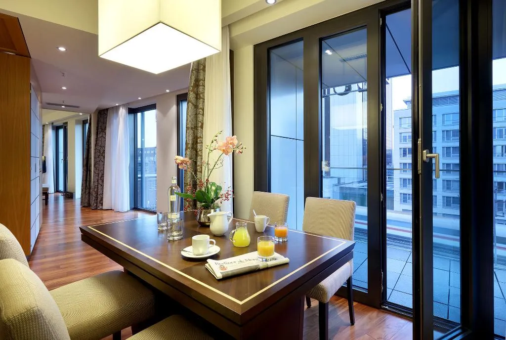 SUITE EXECUTIVE Room, Eurostars Berlin, Berlin