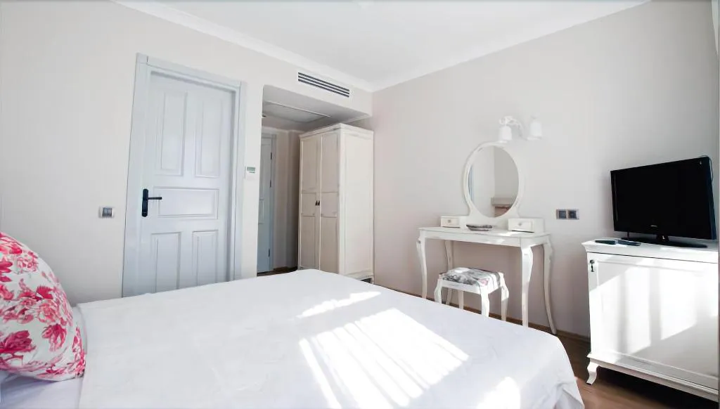 Room, Triangulo Hotel, Izmir