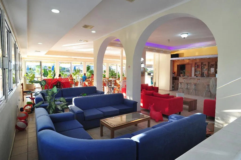 Lobby, Metaxa, Zante