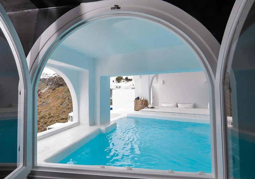 VILLA WITH PRIVATE POOL Room, Infinity Suites & Dana Villas, Santorini