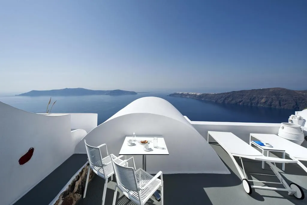 General view, Regina Mare, Santorini