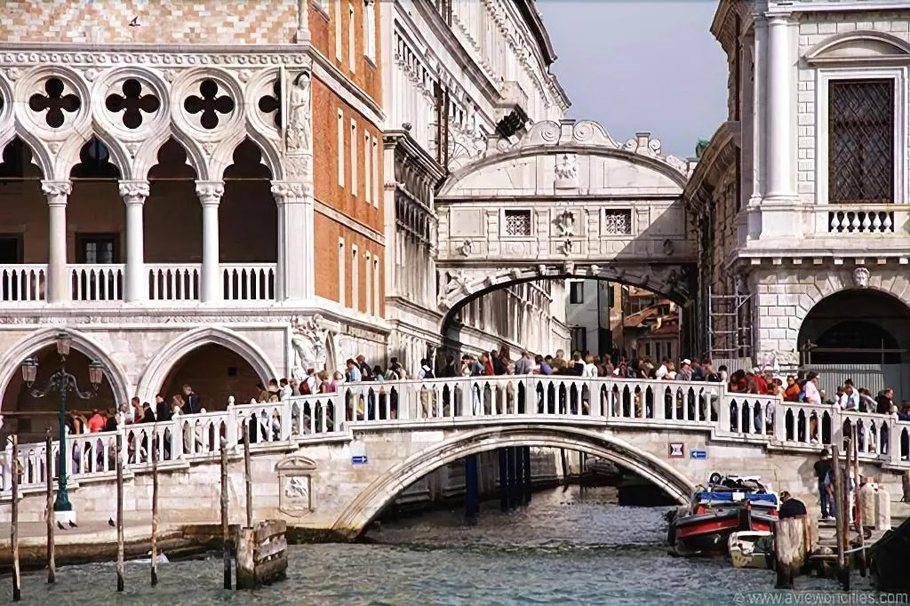General view, Silver Star Guest House, Venice