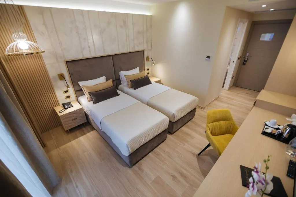 Room, Gloria Palace, Durres