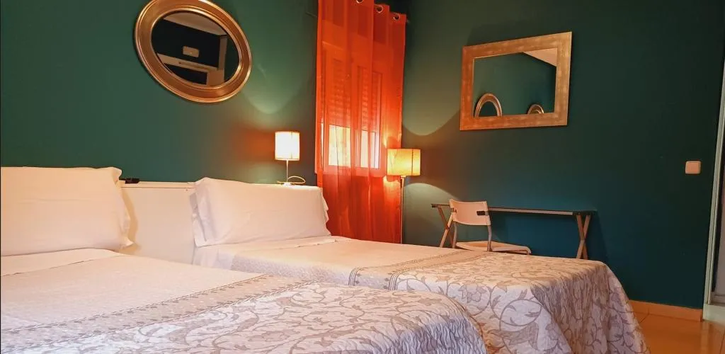 DOUBLE SINGLE USE STANDARD Room, Hostal Aravaca Garden, Madrid