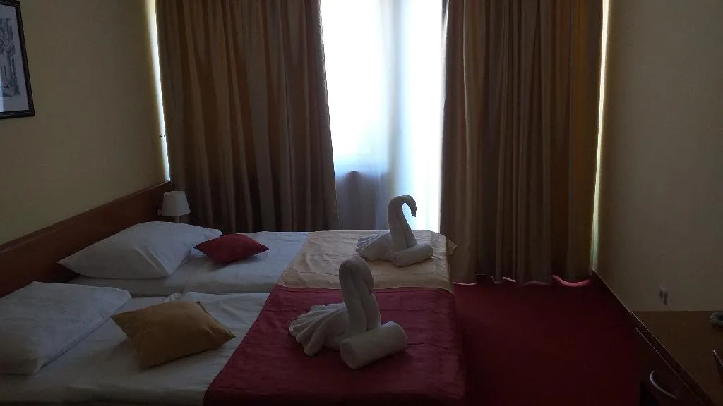 DOUBLE BASIC Room, Hotel Pula, Istria