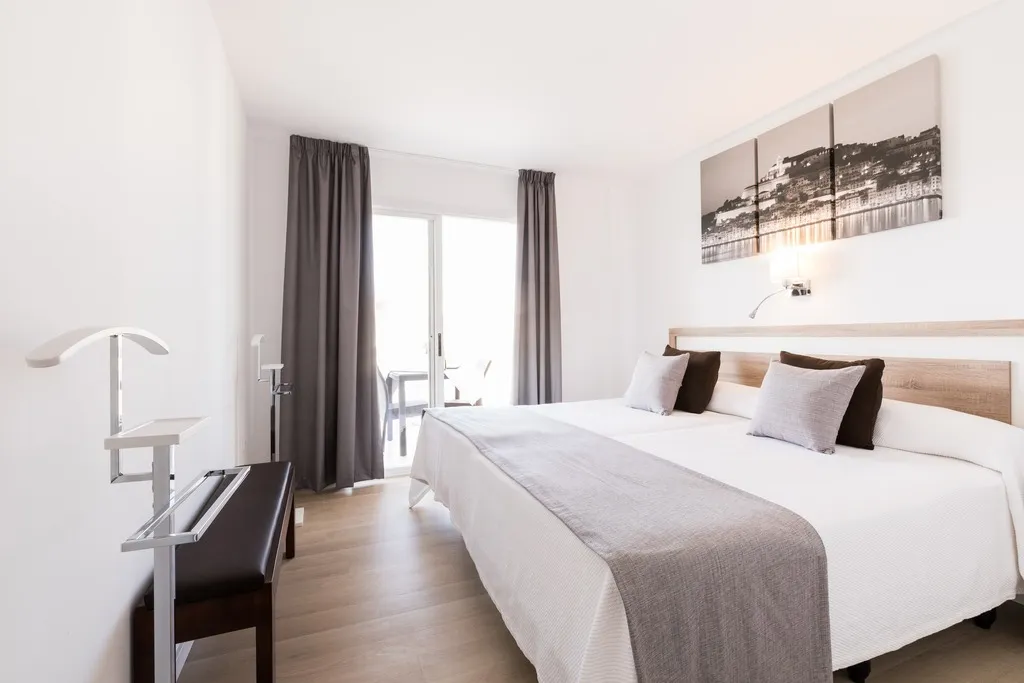 APARTMENT ONE BEDROOM Room, Marina Palace by Intercorp Hotel Group, Ibiza