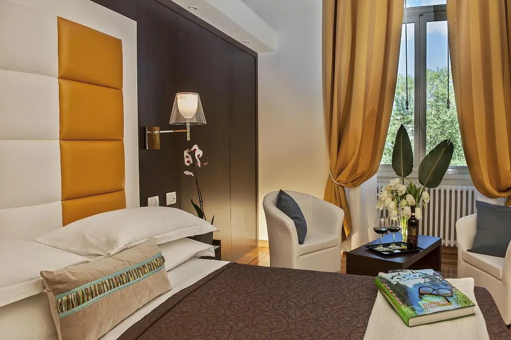 Room, Dve Suite Rome, Naples