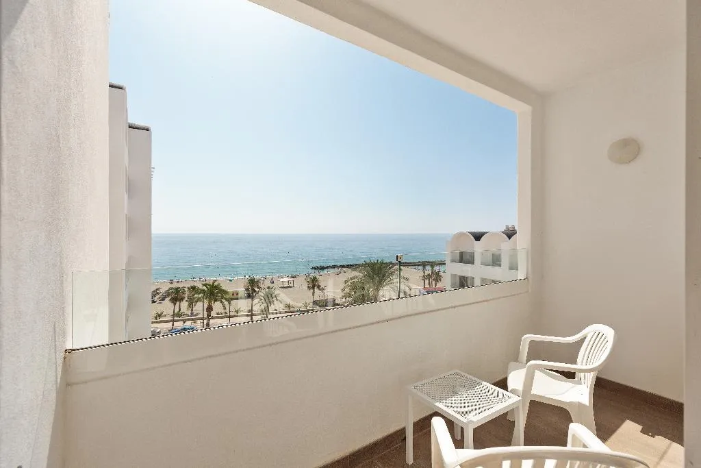 DOUBLE SUPERIOR CAPACITY 3 Room, Best Indalo, Costa Almeria