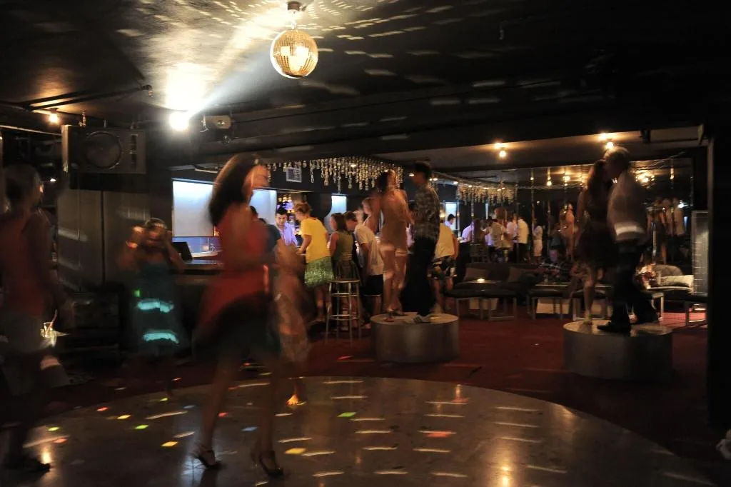 Sports and Entertainment, King Saron Club Marmara, Athens