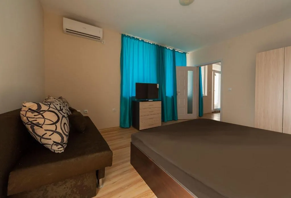 Room, Roel Residence Apartments, Bourgas