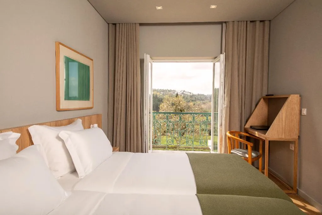 TWIN GARDEN VIEW Room, Montebelo Principe Perfeito Viseu Garden Hotel, Porto