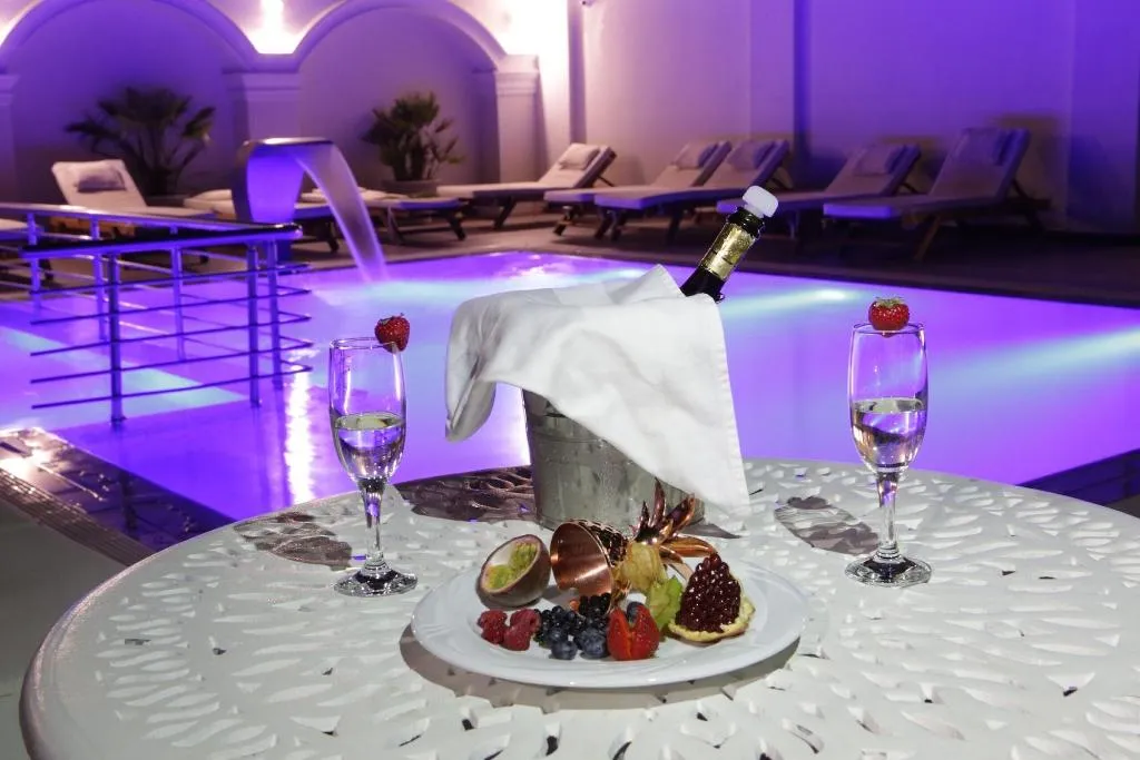 Sports and Entertainment, Empire Hotel, Durres