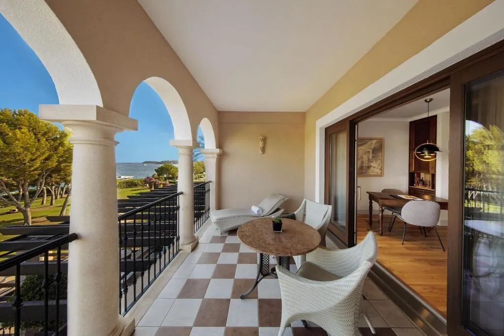 Room, The St. Regis Mardavall Resort, Majorca