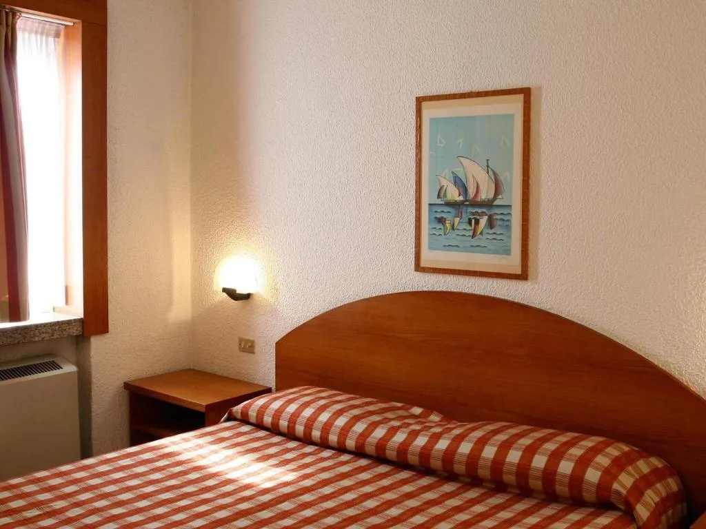 Room, Golf Hotel Resort, Milan