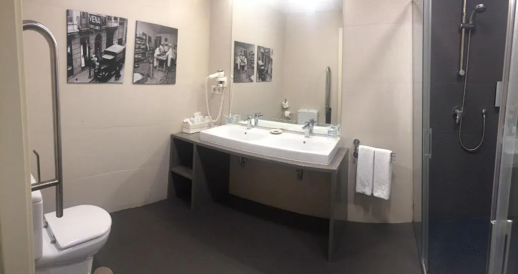 SUITE STANDARD Room, Suites Viena Plaza de España, Madrid