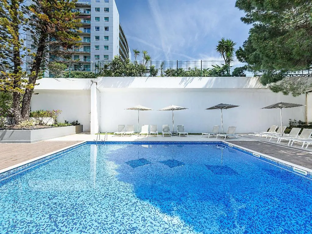 Pool, Novotel Lisboa, Lisbon