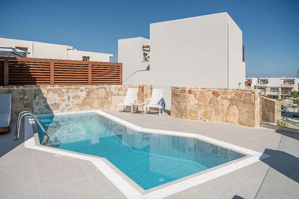 SUITE WITH PRIVATE POOL Room, Sirios Village, Crete