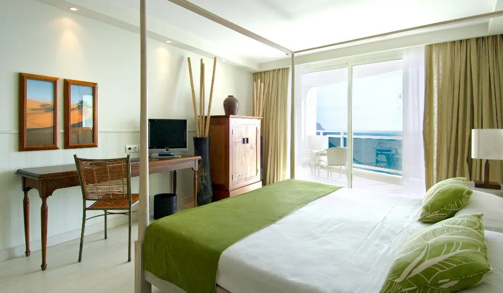 JUNIOR SUITE STANDARD Room, The Salmar, Tenerife