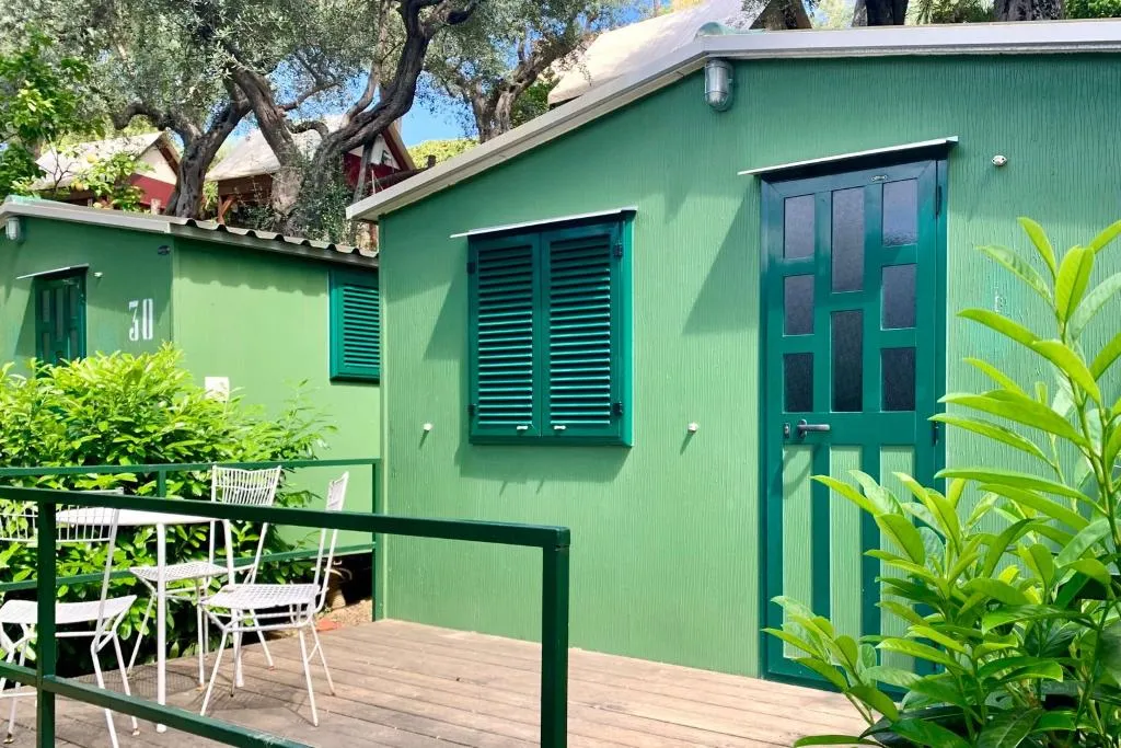 Room, Hostel & Glamping Santa Fortunata, Naples