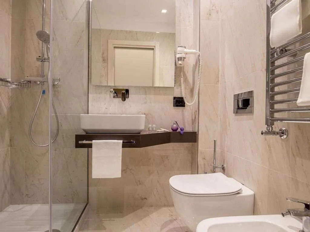 Room, Gioberti, Rome