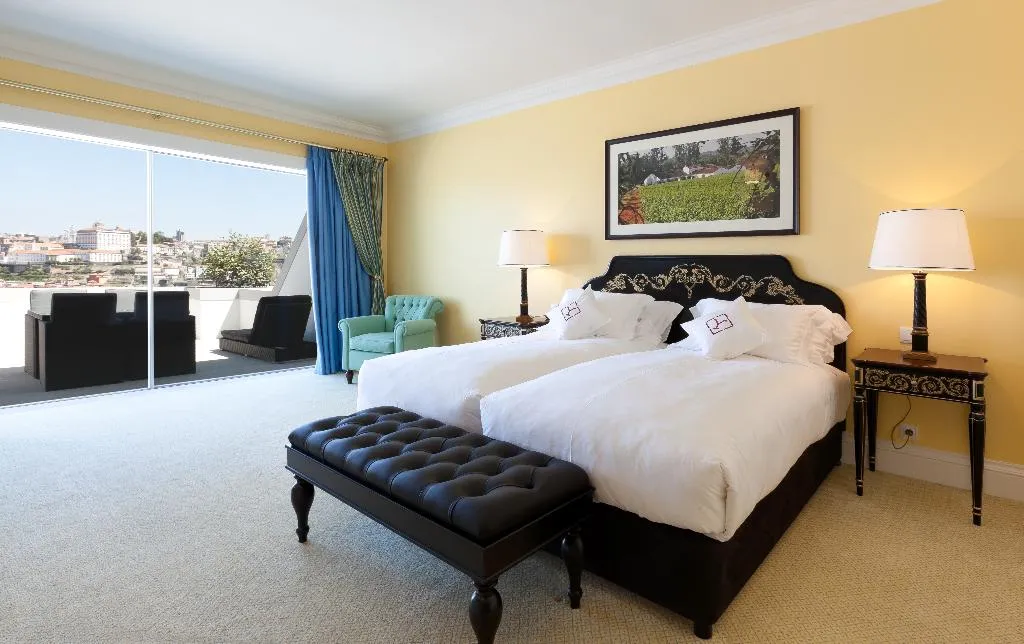 TWIN SUPERIOR Room, The Yeatman, Porto