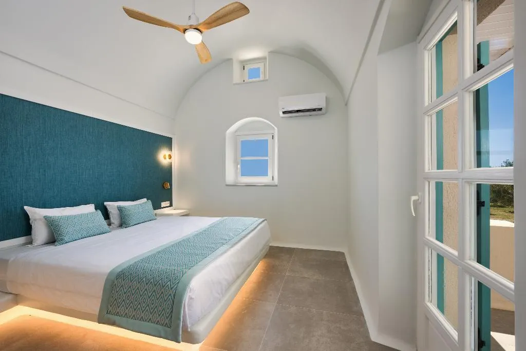 VILLA TWO BEDROOMS WITH PRIVATE POOL Room, Sienna Eco Resort, Santorini
