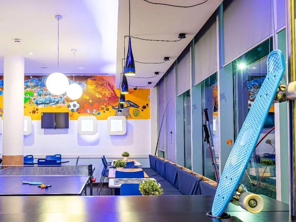 Sports and Entertainment, ibis budget Porto Gaia, Porto