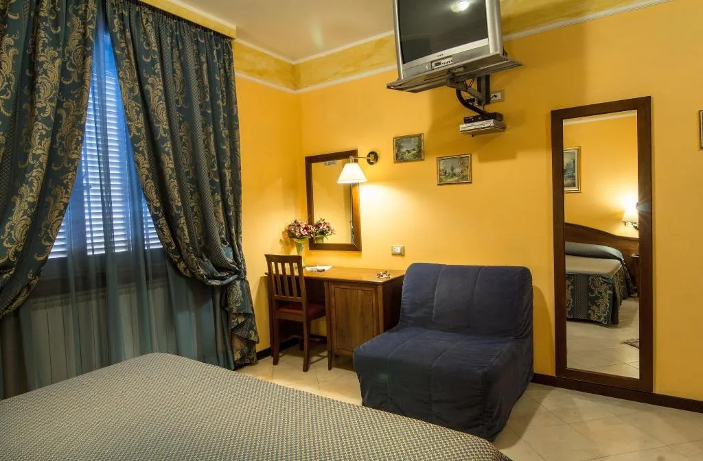 Room, B&B Degli Amici, Rome