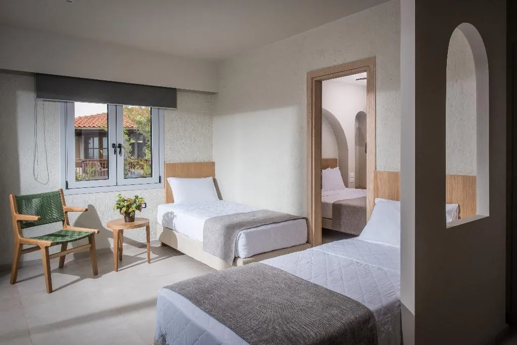 SUITE DELUXE Room, South Coast Hotel, Crete