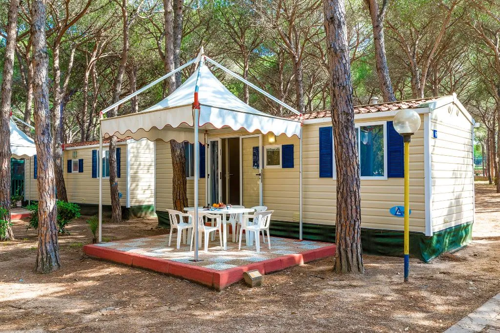 MOBILE HOME SUPERIOR TWO DOUBLE BEDS Room, Camping Baia Blu La Tortuga, Olbia