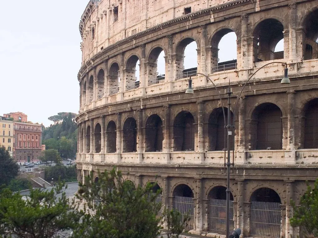 Sports and Entertainment, Mercure Roma Centro St. John, Naples