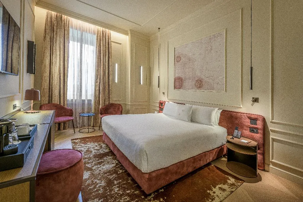 DOUBLE DELUXE GARDEN VIEW Room, Palazzo Montebello, Florence