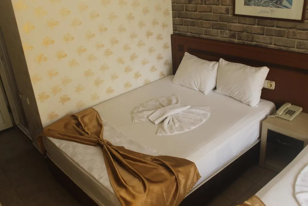 STUDIO Accessible KING SIZE BED Room, Kleopatra Develi Hotel, Antalya