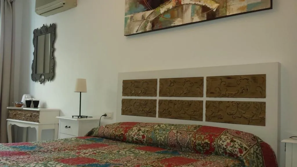 Room, Hostal Tres Soles, Costa Del Sol
