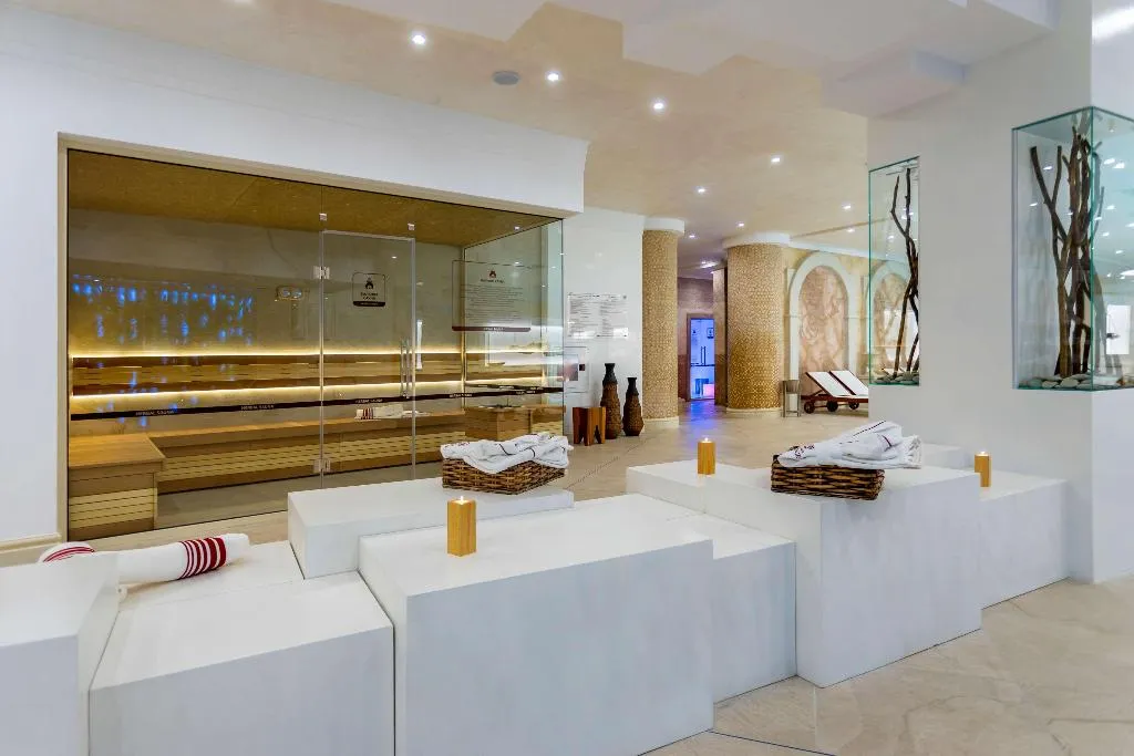 Sports and Entertainment, Grand Hotel Pomorie, Bourgas